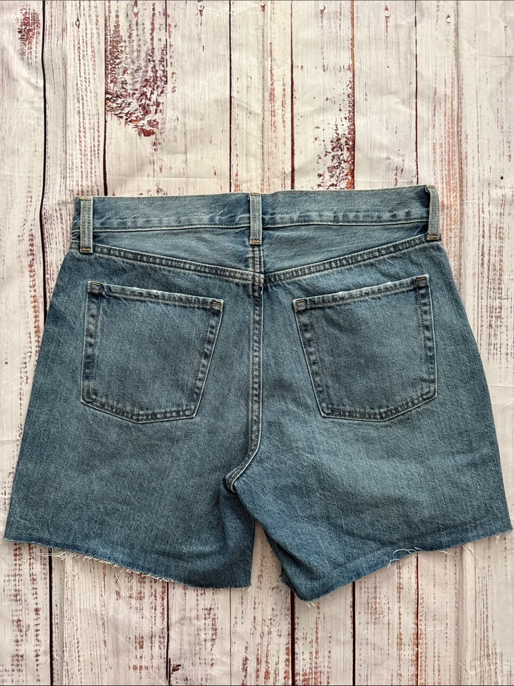 Old Navy High Rise Slouchy Straight Distressed Denim Long Cutoff Shorts 6 NWOT